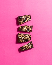 Load image into Gallery viewer, Salted Almond & Raisin